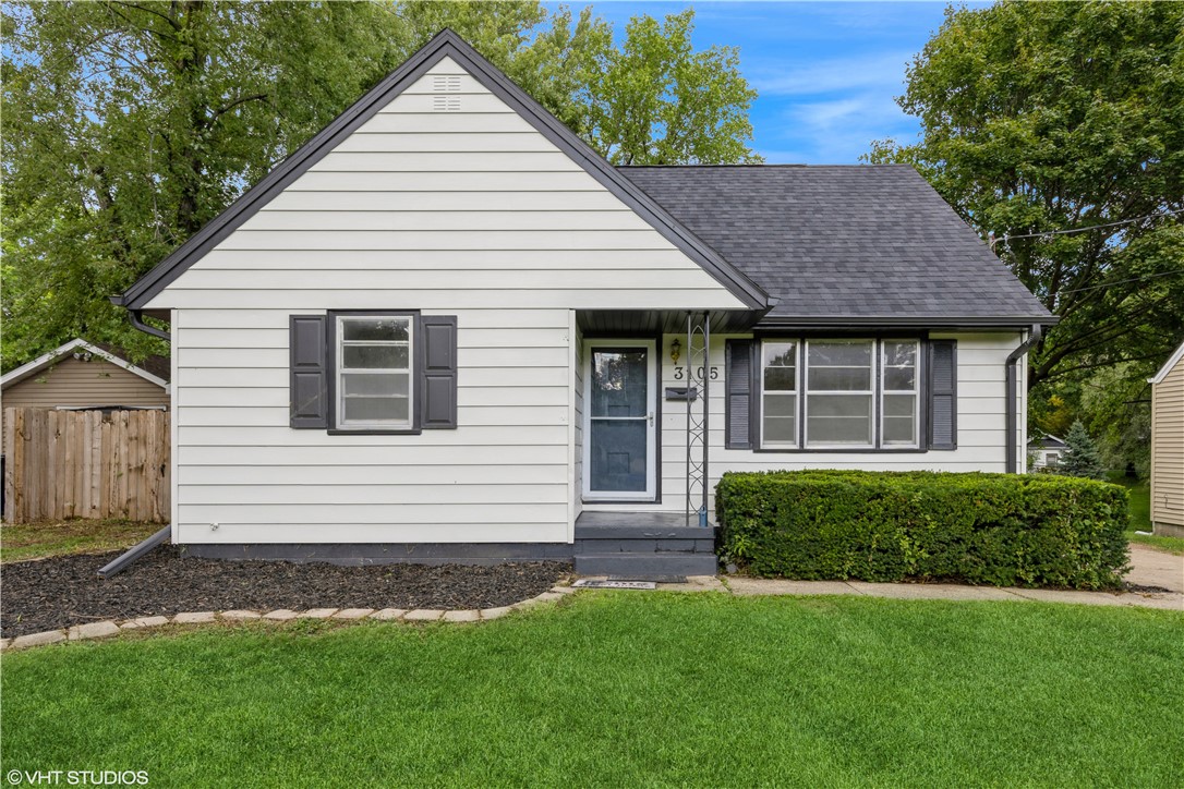 Holcomb Ave, Des Moines, IA 50310