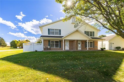 99 Dessie Hts, West Henrietta, NY, 14586-9555 | Card Image