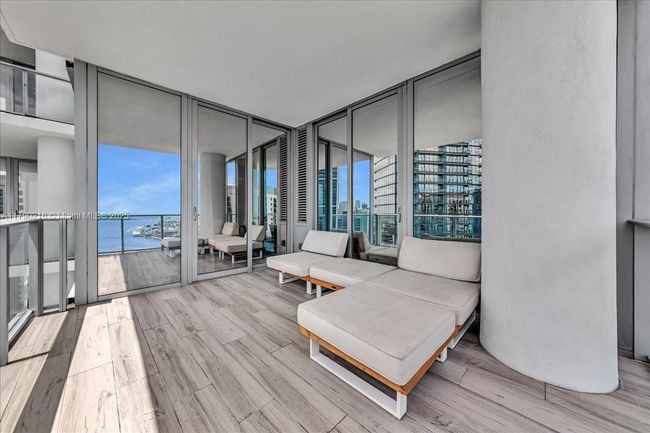 UNIT-3711 - 851 Ne 1 St Ave, Condo with 3 bedrooms, 4 bathrooms and null parking in Miami FL | Image 39