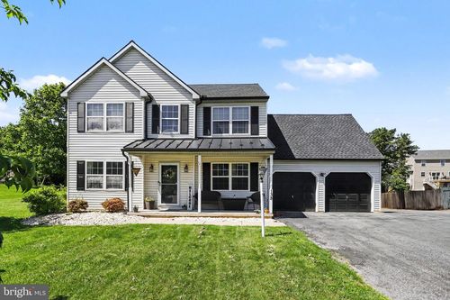 138 N River St, MARIETTA, PA, 17547-9529 | Card Image