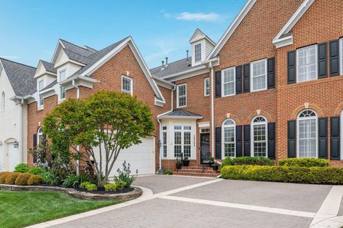 19194 Greystone Sq, LEESBURG, VA, 20176-1277 | Card Image
