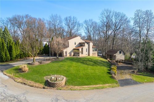 5124 Beachview Cir Nw, Canton, OH, 44708-5049 | Card Image