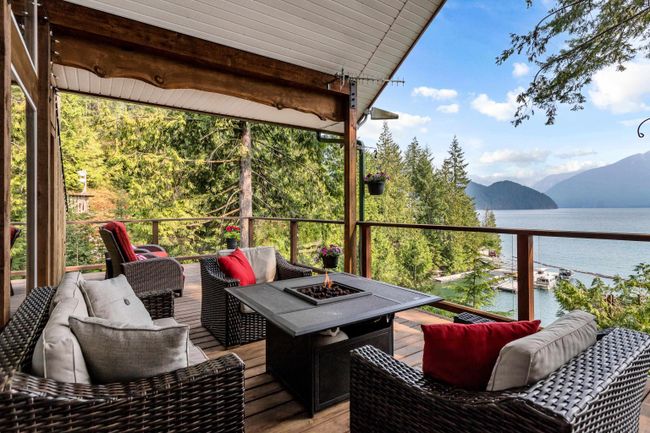 4 Christian Cove, Home with 2 bedrooms, 1 bathrooms and null parking in Pitt Meadows BC | Image 3