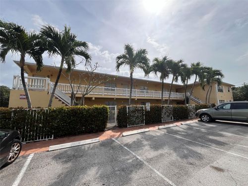 2-1414 Ne 5th Ter, Fort Lauderdale, FL, 33304-1162 | Card Image