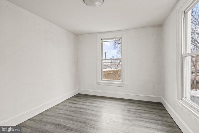 239 3 Rd St, Townhouse with 3 bedrooms, 1 bathrooms and null parking in GLOUCESTER CITY NJ | Image 17