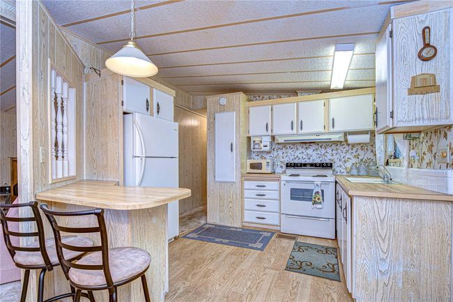 39351 Dundee Rd, House other with 2 bedrooms, 2 bathrooms and null parking in ZEPHYRHILLS FL | Image 19