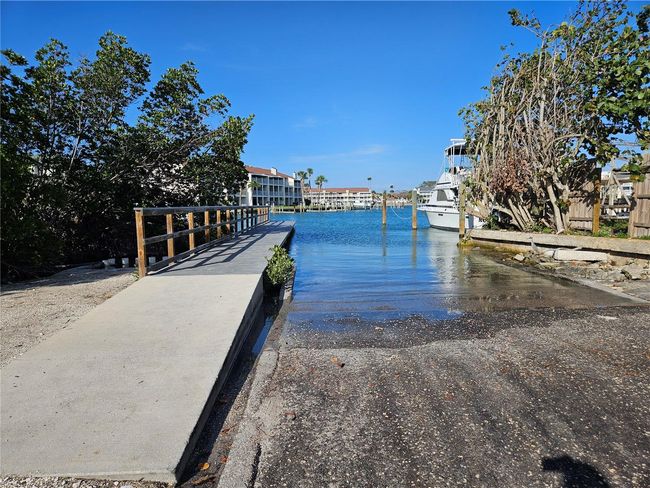 Boat Ramp at 123rd | Image 44