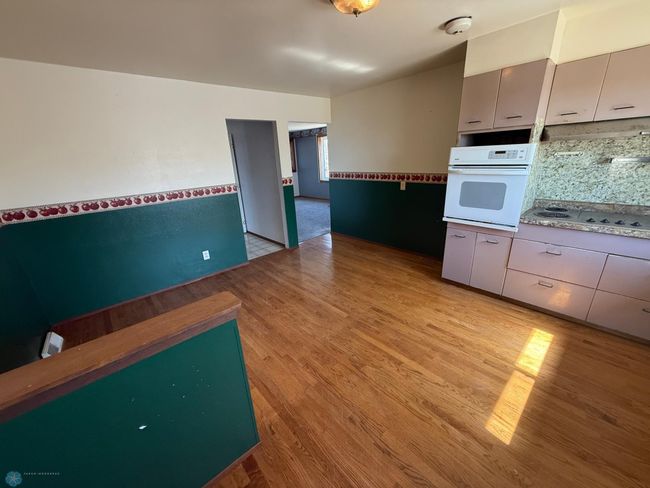 Kitchen | Image 12