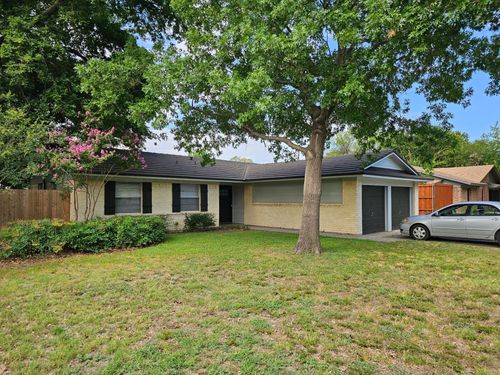 220 Bluebird Cir, Denton, TX, 76209-6406 | Card Image