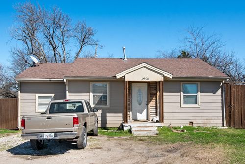 1906 S Peachtree Rd, Mesquite, TX, 75180-1114 | Card Image