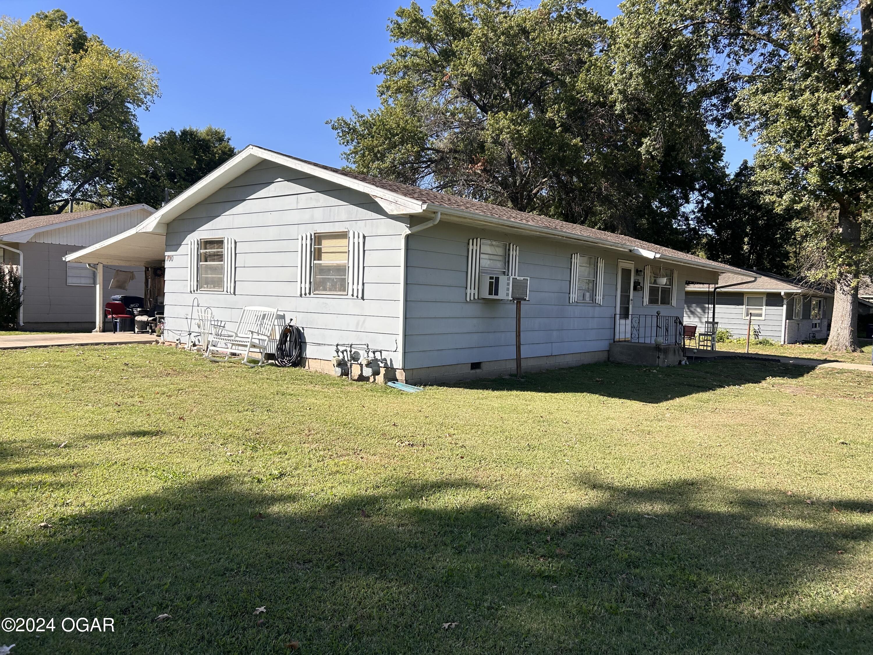 Oronogo St, Webb City, MO 64870