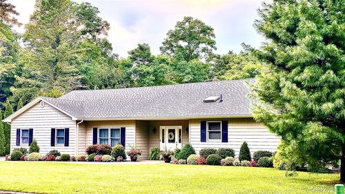 15 Brandywine Drive, Brookhaven, NY, 11733 | Card Image