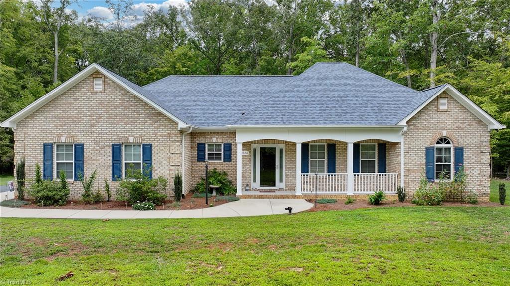 Old County Farm Rd, Sophia, NC 27350