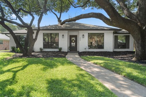 305 High Brook Dr, Richardson, TX, 75080-1939 | Card Image