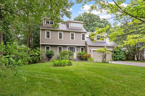 24 Thestland Dr, Shrewsbury, MA, 01545 | Card Image