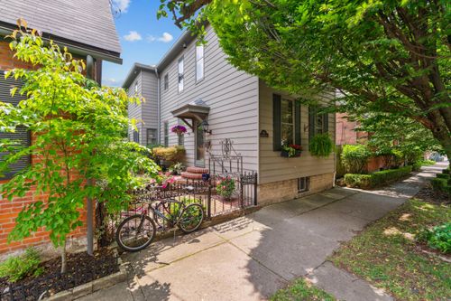 117 E Frankfort St, Columbus, OH, 43206-2011 | Card Image