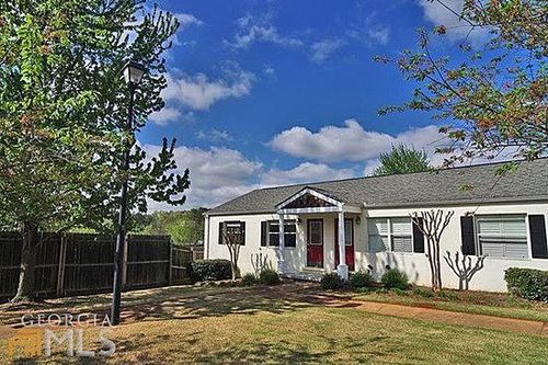 1549 Stone Gate Ln Se, Atlanta, GA, 30317-2056 | Card Image