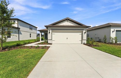 9181 Newmons Pl, Wildwood, FL, 34785-6611 | Card Image