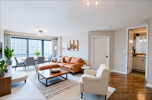 apt-18j-2020 N Lincoln Park W, CHICAGO, IL, 60614-4728 | Card Image