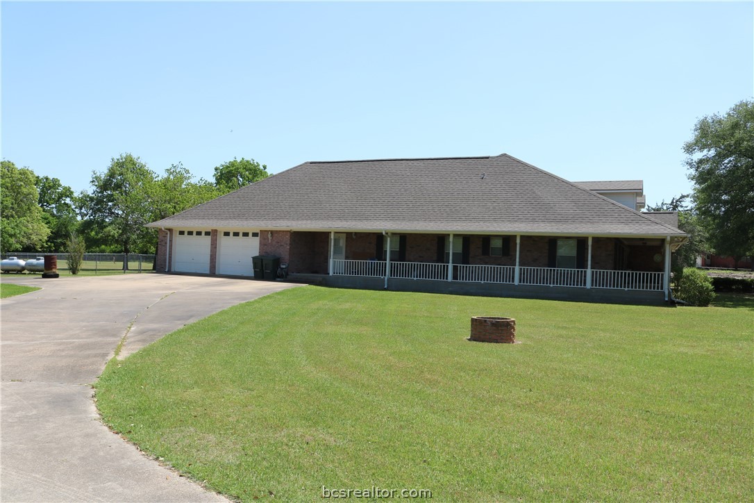 Blue Quail Ln, College Station, TX 77845