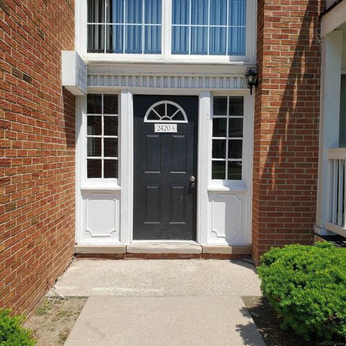 2420 Parmenter Blvd, Royal Oak, MI, 48073-1358 | Card Image