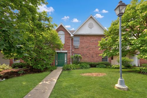 2c-541 Leah Ln, Woodstock, IL, 60098-7191 | Card Image