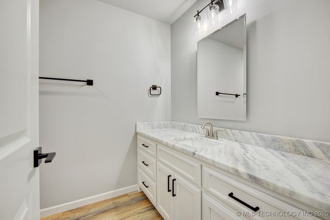 2nd Full bath | Image 29