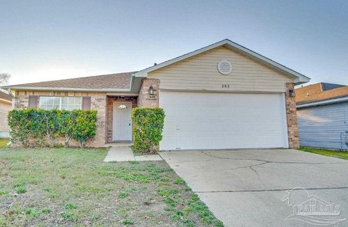 393 Mizzen Ln, Pensacola, FL, 32507-8687 | Card Image