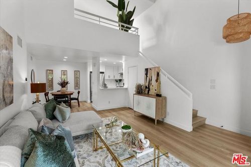 85-432 E Spruce Ave, Inglewood, CA, 90301 | Card Image