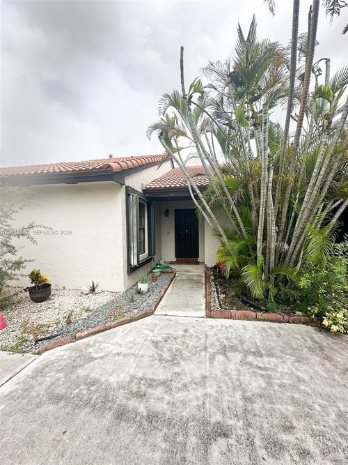 g-62-15295 Sw 45th Ter, Miami, FL, 33185-4241 | Card Image