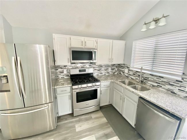 567 James St, House other with 3 bedrooms, 2 bathrooms and 2 parking in Highlands Ranch CO | Image 4