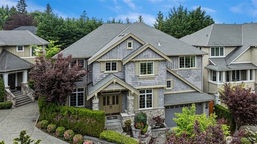 4569 162nd Ln Se, Bellevue, WA, 98006-7122 | Card Image