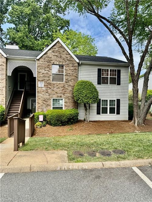 h-4010 Whirlaway Ct, Clemmons, NC, 27012-8657 | Card Image
