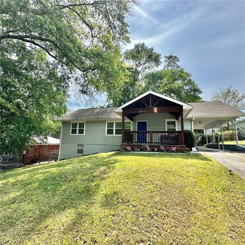 2260 Carver Dr Nw, Atlanta, GA, 30314-1242 | Card Image