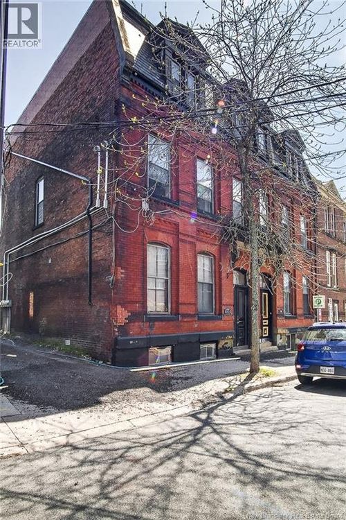 136 Charlotte St, Saint John, NB, E2L2J3 | Card Image