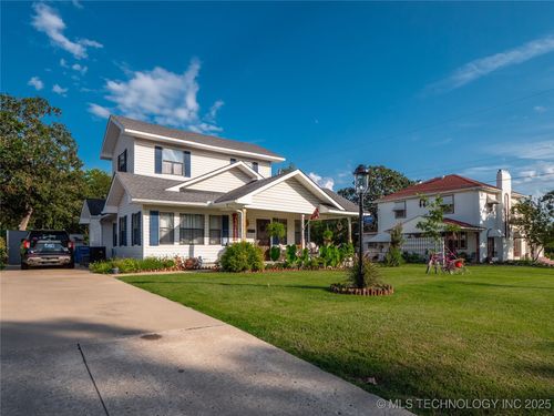 1306 6th St, McAlester, OK, 74501-6908 | Card Image