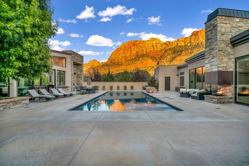 1203 Canyon Springs Rd, Springdale, UT, 84767-7727 | Card Image