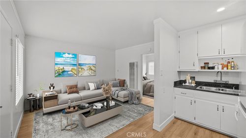 1-572 Nebraska Ave, Long Beach, CA, 90802-1823 | Card Image