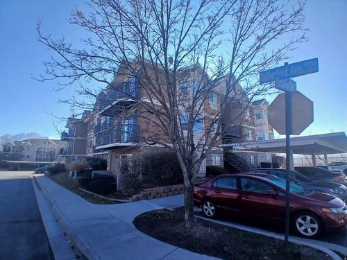 1421 W Rutherford Ave, Bluffdale, UT, 84065-3924 | Card Image