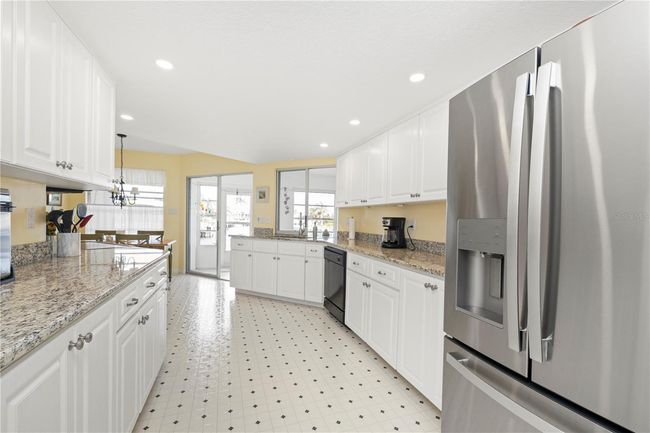 Kitchen | Image 13