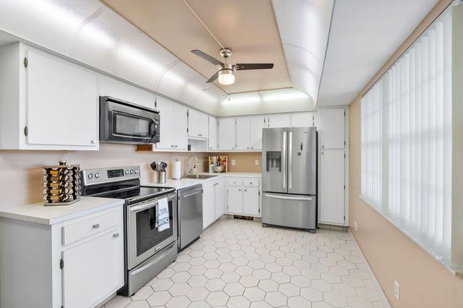 APT-606 - 4015 W Palm Aire Dr, Condo with 3 bedrooms, 3 bathrooms and null parking in Pompano Beach FL | Image 27