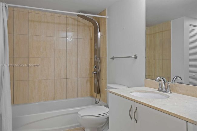 APT-4506 - 1750 N Bayshore Dr, Condo with 1 bedrooms, 1 bathrooms and null parking in Miami FL | Image 6