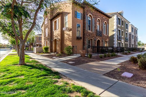 2639 S Harmony Ave, Gilbert, AZ, 85295-6069 | Card Image