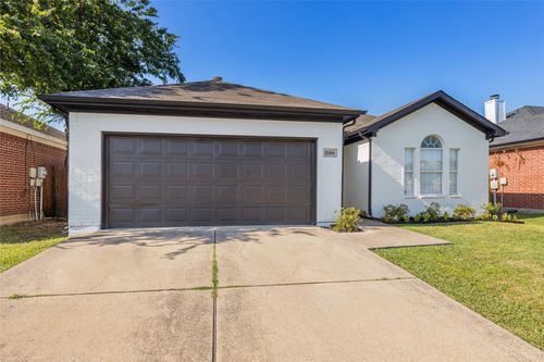 3504 Silverado Trl, Roanoke, TX, 76262-5897 | Card Image
