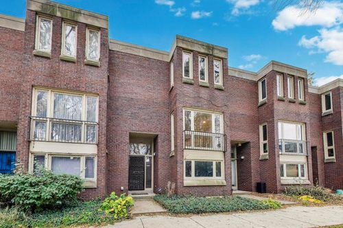 a-2803 S Michigan Ave, Chicago, IL, 60616-3229 | Card Image