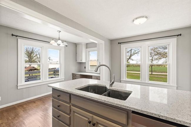 33910 E State Route Vv, House other with 3 bedrooms, 1 bathrooms and null parking in Pleasant Hill MO | Image 13
