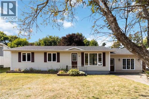 93 Av Smith, Shediac, NB, E4P2S8 | Card Image
