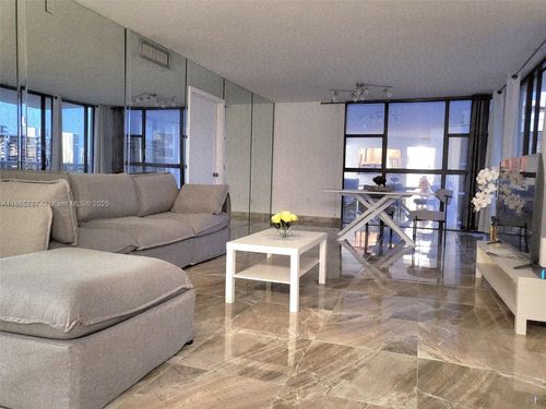 apt-2203-3701 N Country Club Dr, Aventura, FL, 33180-1721 | Card Image