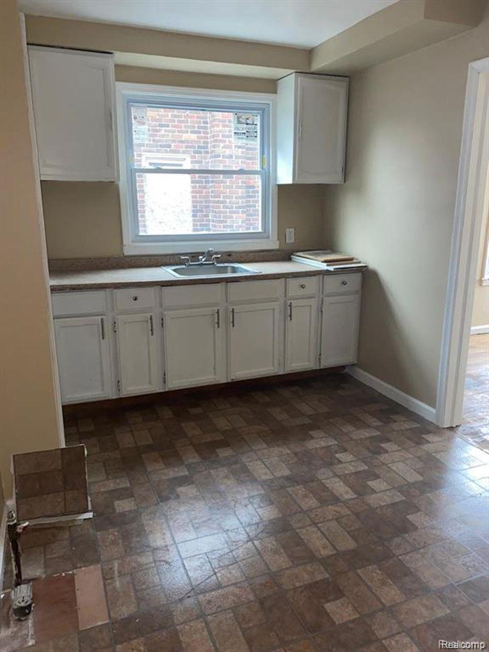 Residential Lease in Detroit 2