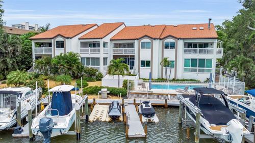 862-862 Hudson Ave, SARASOTA, FL, 34236-7744 | Card Image